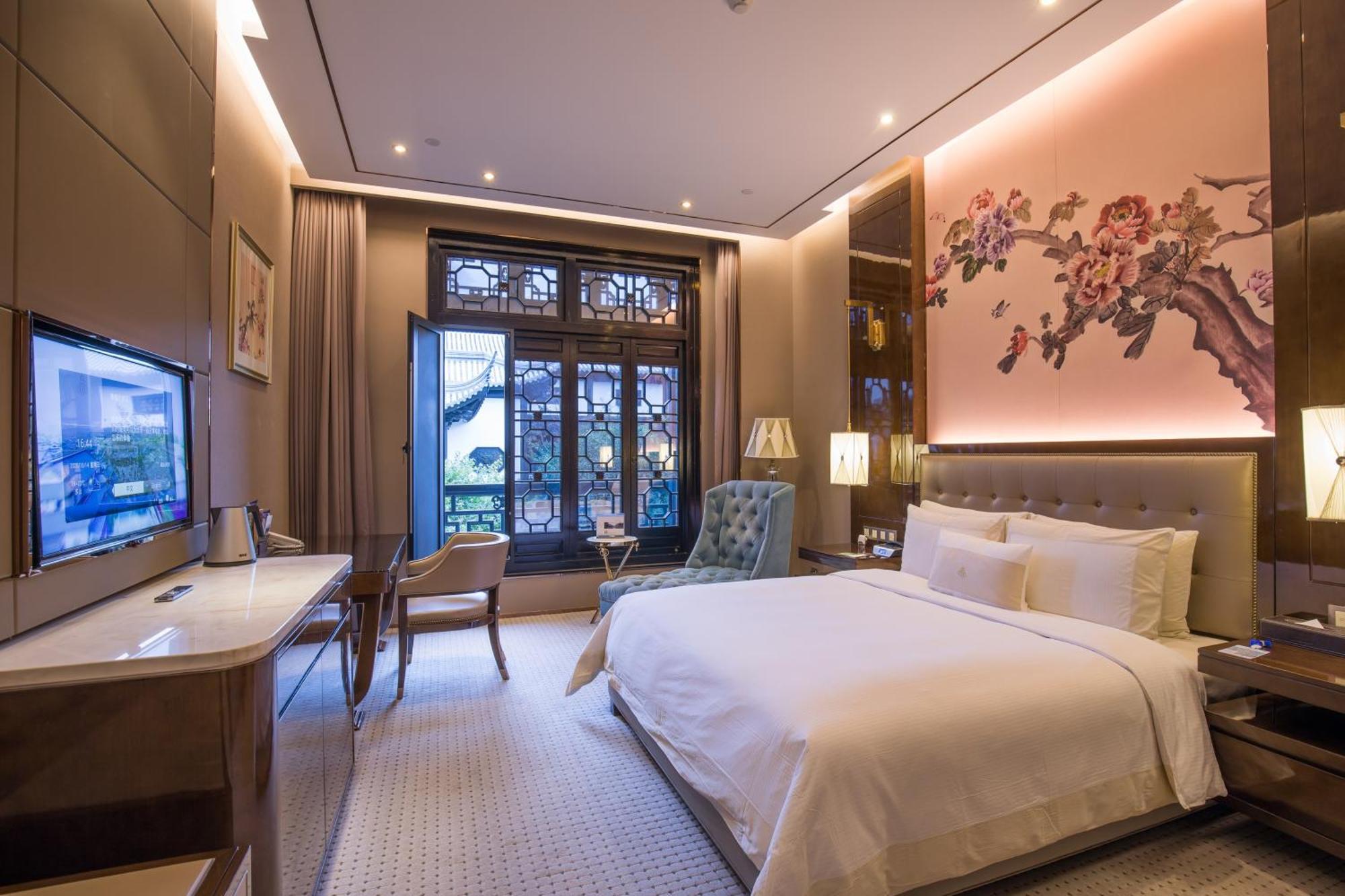Royal Garden Hotel Shanghai-Free Shuttle To And From Disney & Pvg & Close Metro Line2 Easy To Sha New Expo Екстер'єр фото