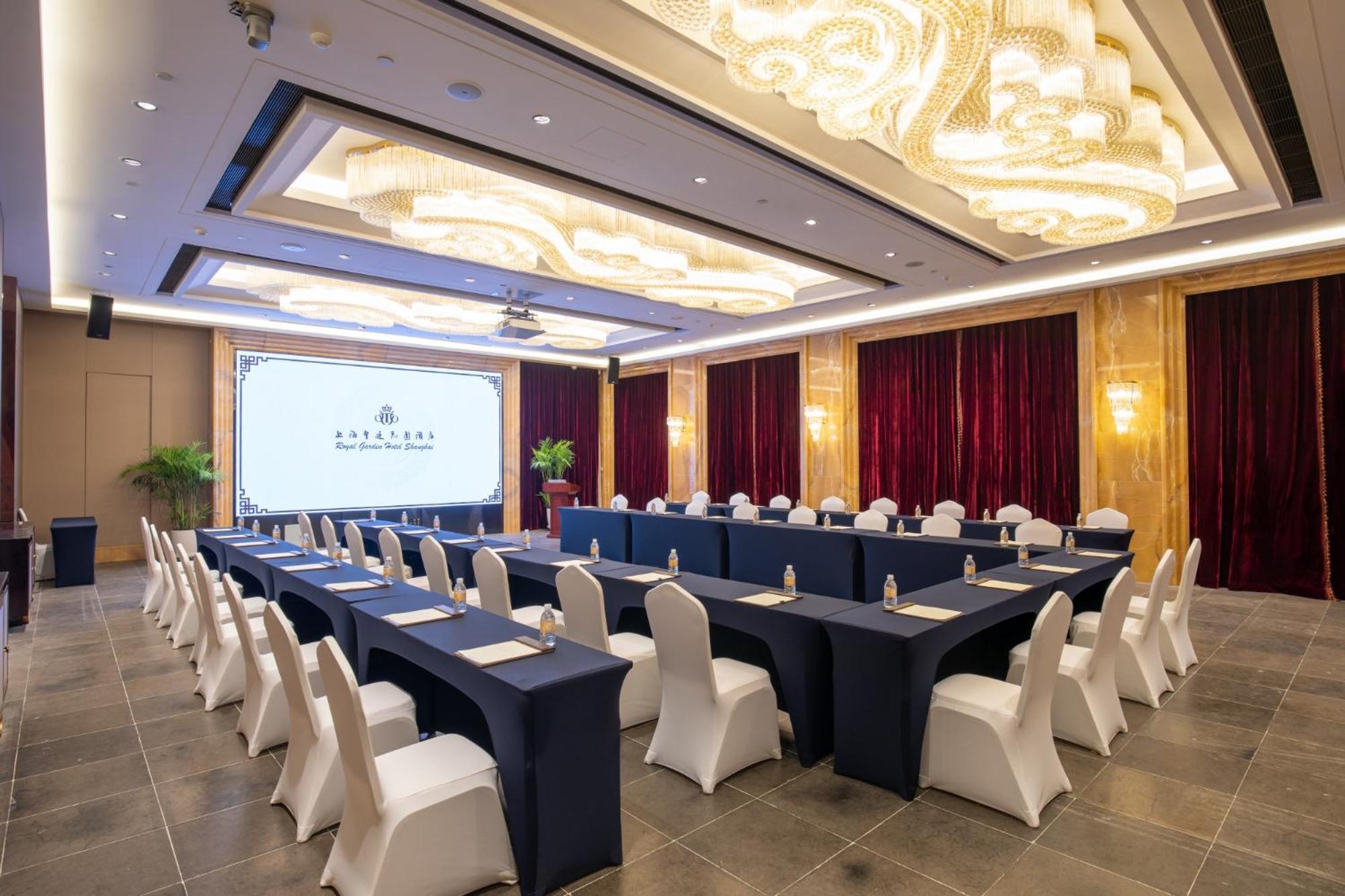 Royal Garden Hotel Shanghai-Free Shuttle To And From Disney & Pvg & Close Metro Line2 Easy To Sha New Expo Екстер'єр фото