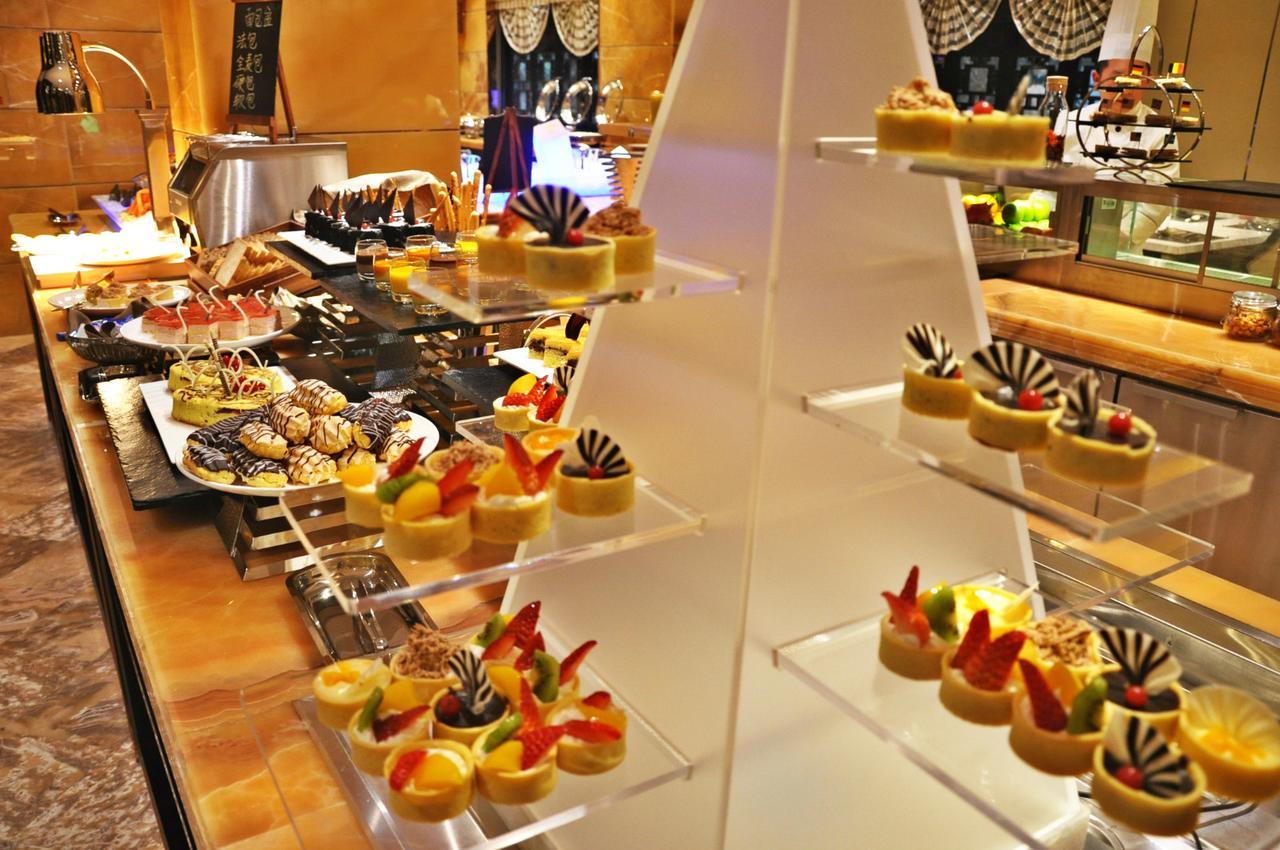 Royal Garden Hotel Shanghai-Free Shuttle To And From Disney & Pvg & Close Metro Line2 Easy To Sha New Expo Екстер'єр фото